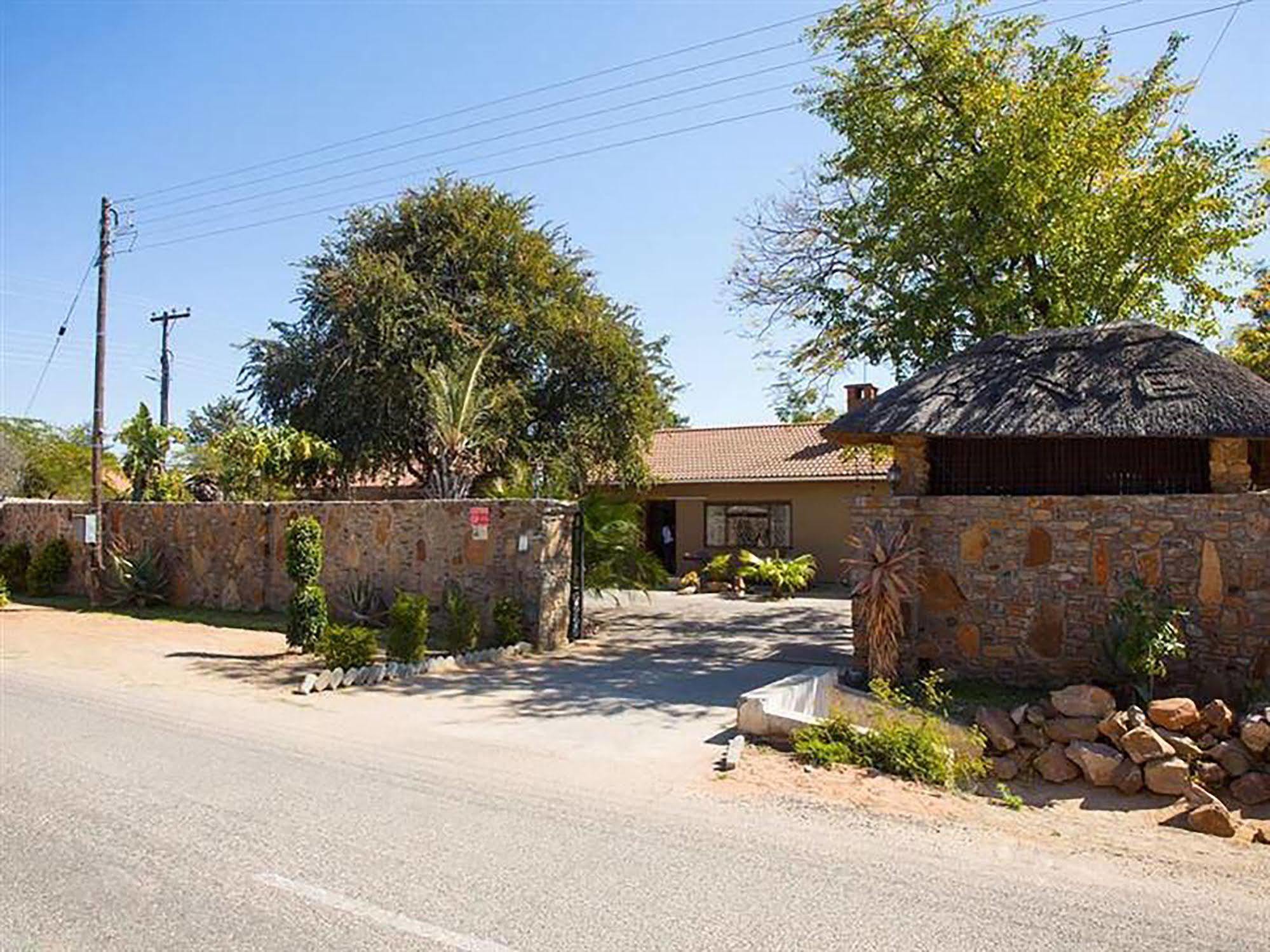 A New Earth Guest Lodge Francistown Exteriér fotografie